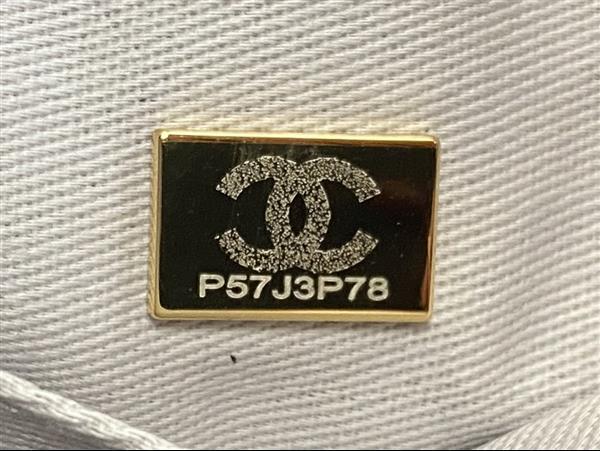 2026127214757220 810